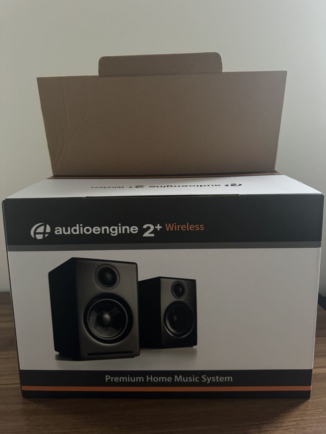 声擎A2+退市,二手价跌到一千出头,这只经典桌面箱现在还值得收吗