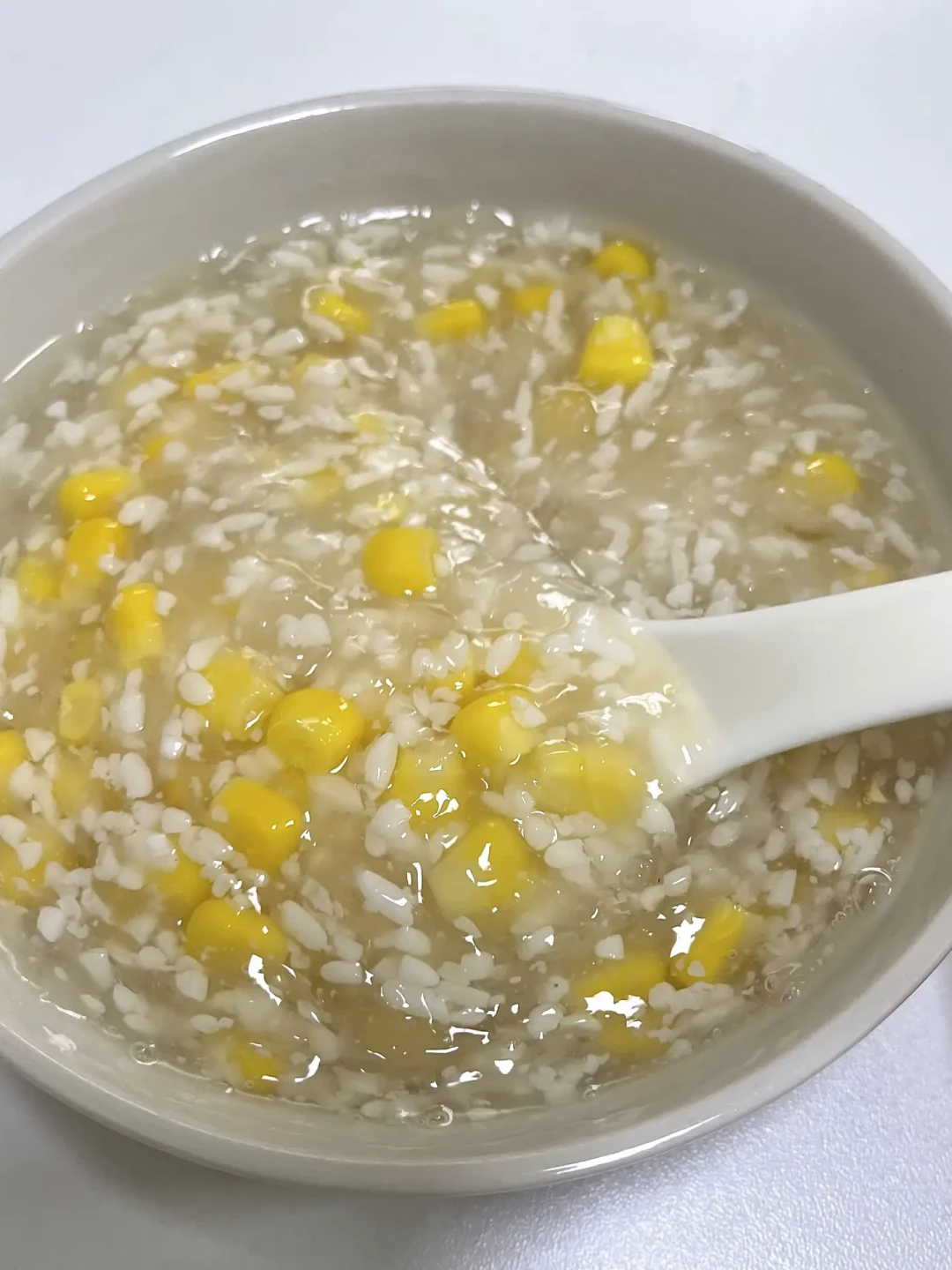 40天三伏终于熬出头,别急着贴秋膘:先三问判断自己是湿重还是燥重,再决定吃什么