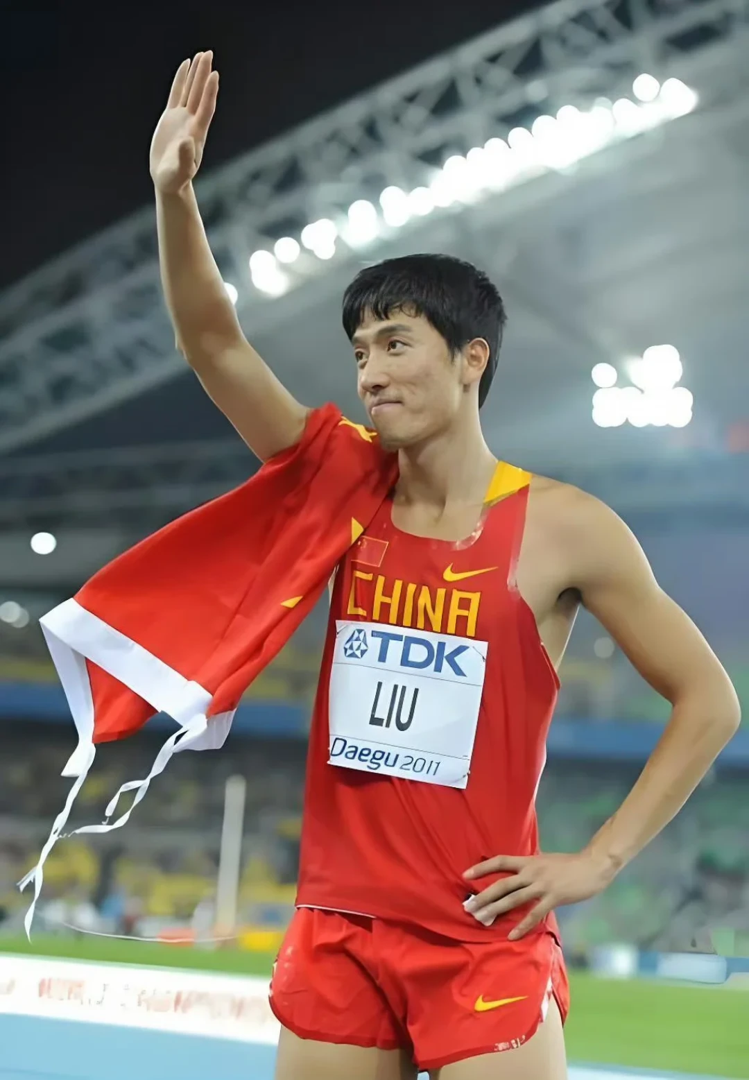 雅典22年后刘翔全网求助