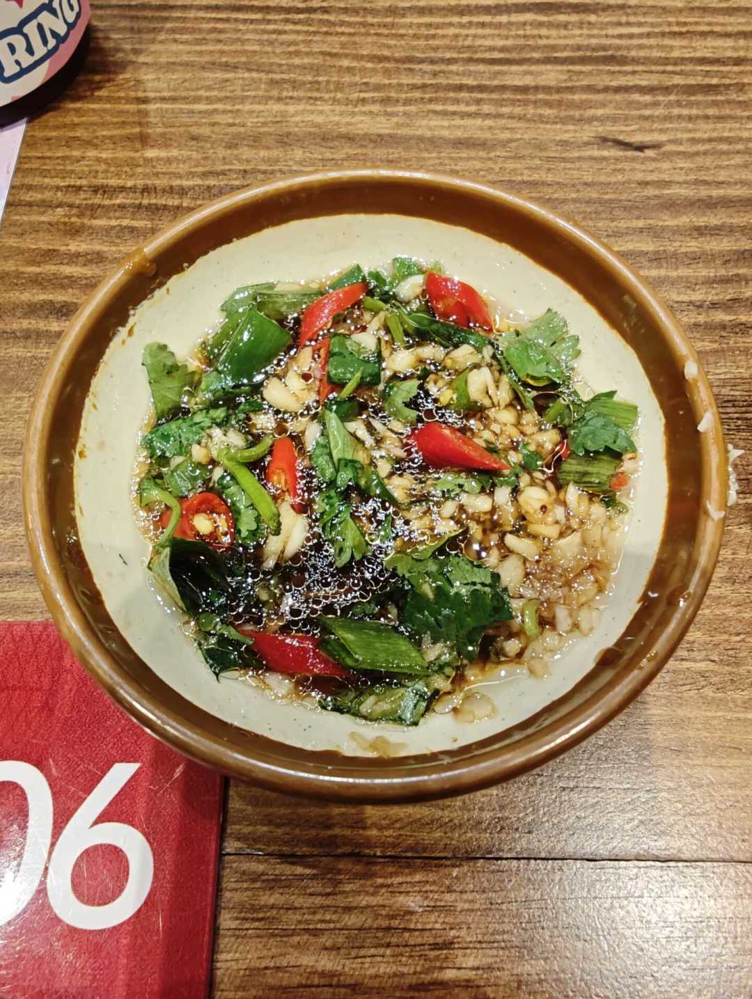 别再瞎存蘸料配方了:火锅蘸料四大流派是搭配问题,不是配方问题