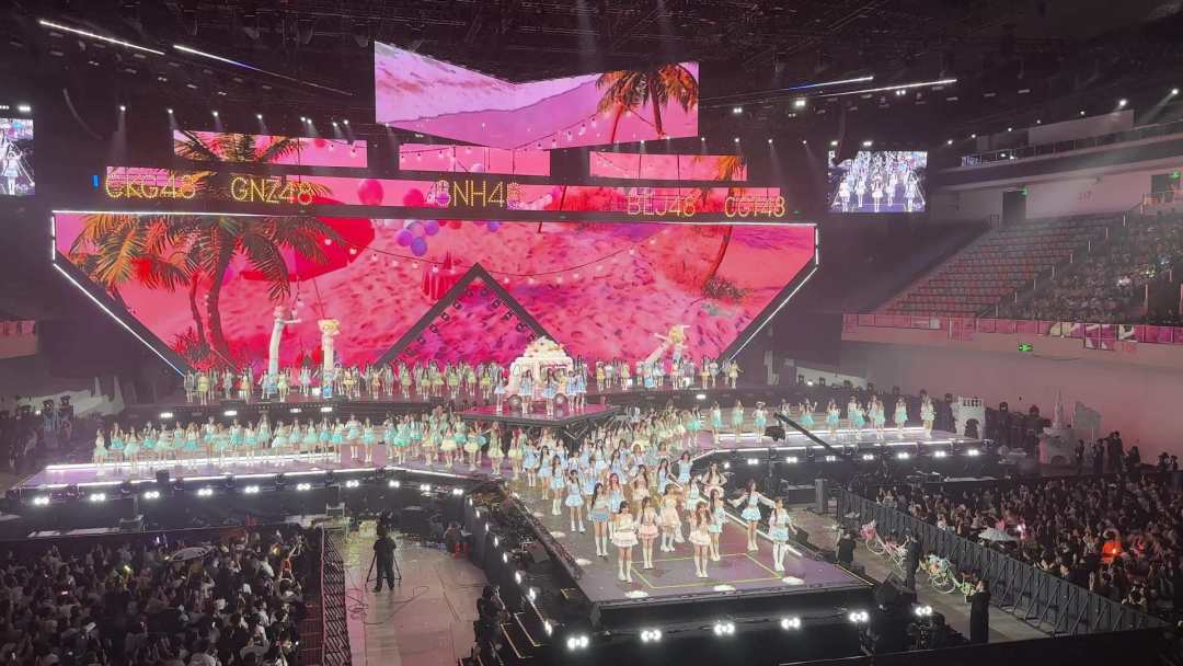 杨冰怡35.6万分升堂,林舒晴第17却是投票人数第一:十三选两张隐藏账本