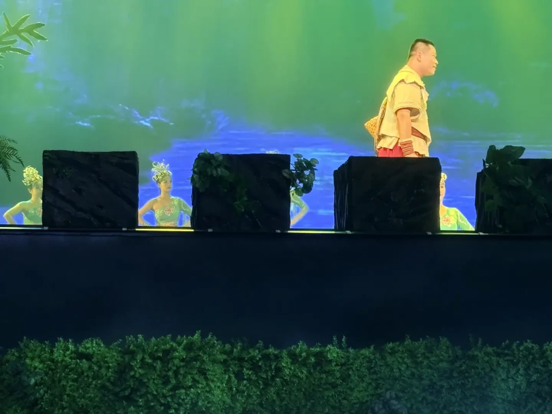 花最贵的票,可能坐进“另类遮挡位”:《魅力湘西》中元节场前,这份选座避坑指南请收好