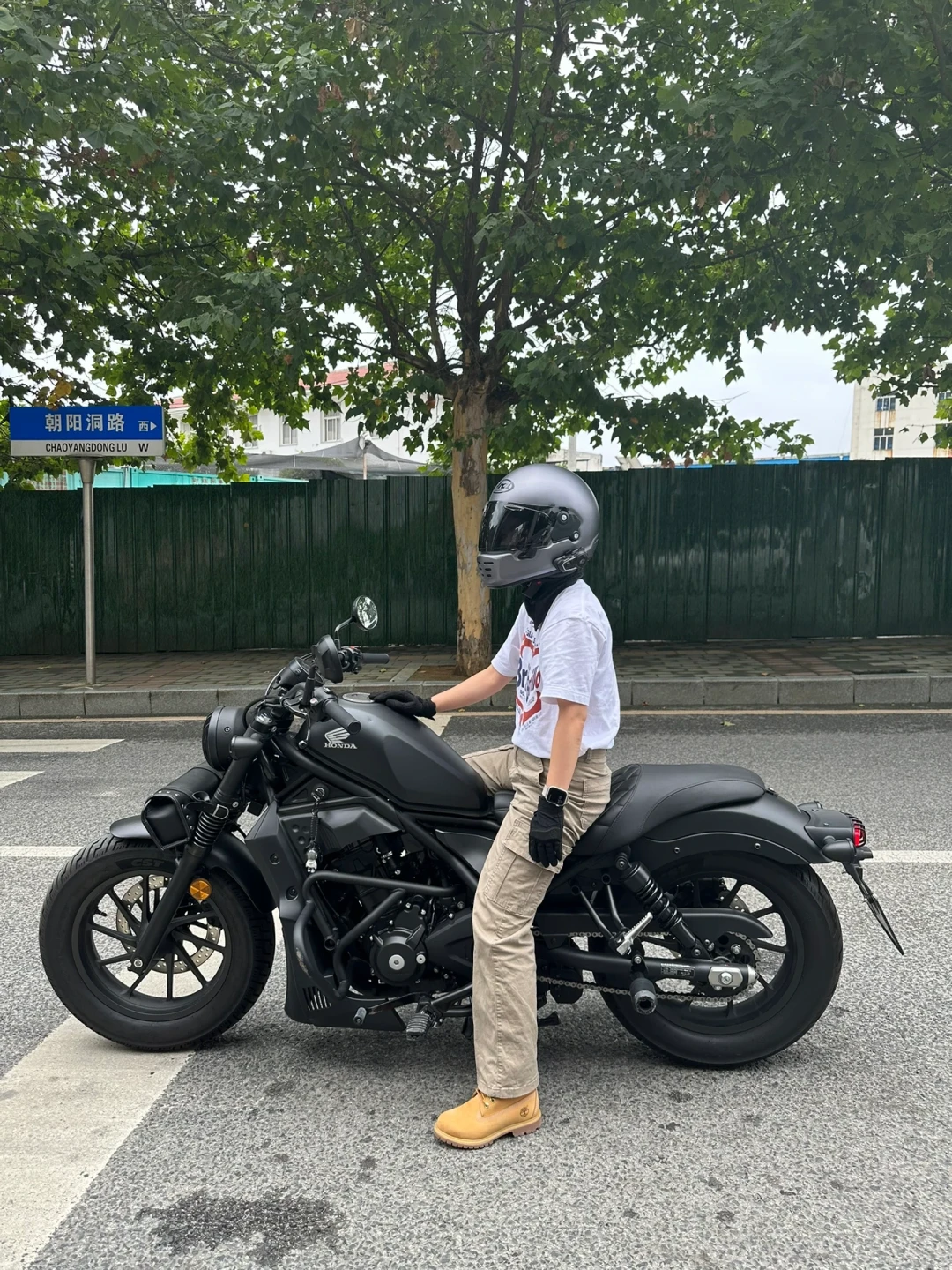 三年前加价提车,如今降到19380元:价格战把女生第一台车的决赛圈重排了