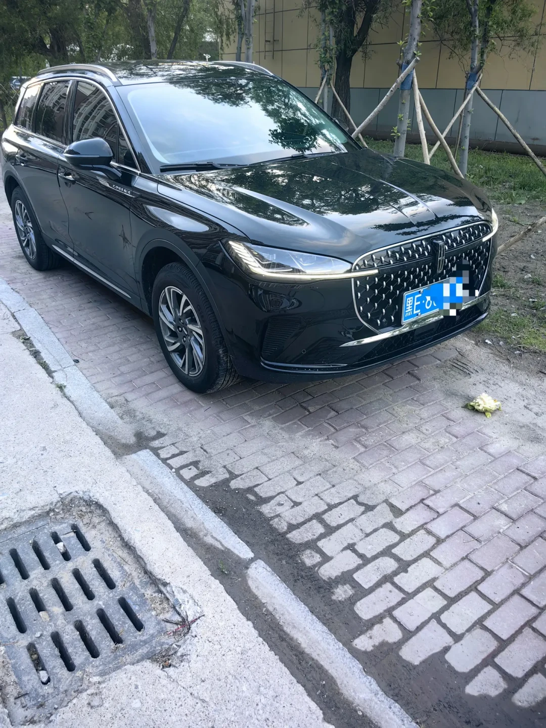25款清库13.99万,26款一口价16.99万:林肯冒险家新老款同堂,这3万差价到底差在哪
