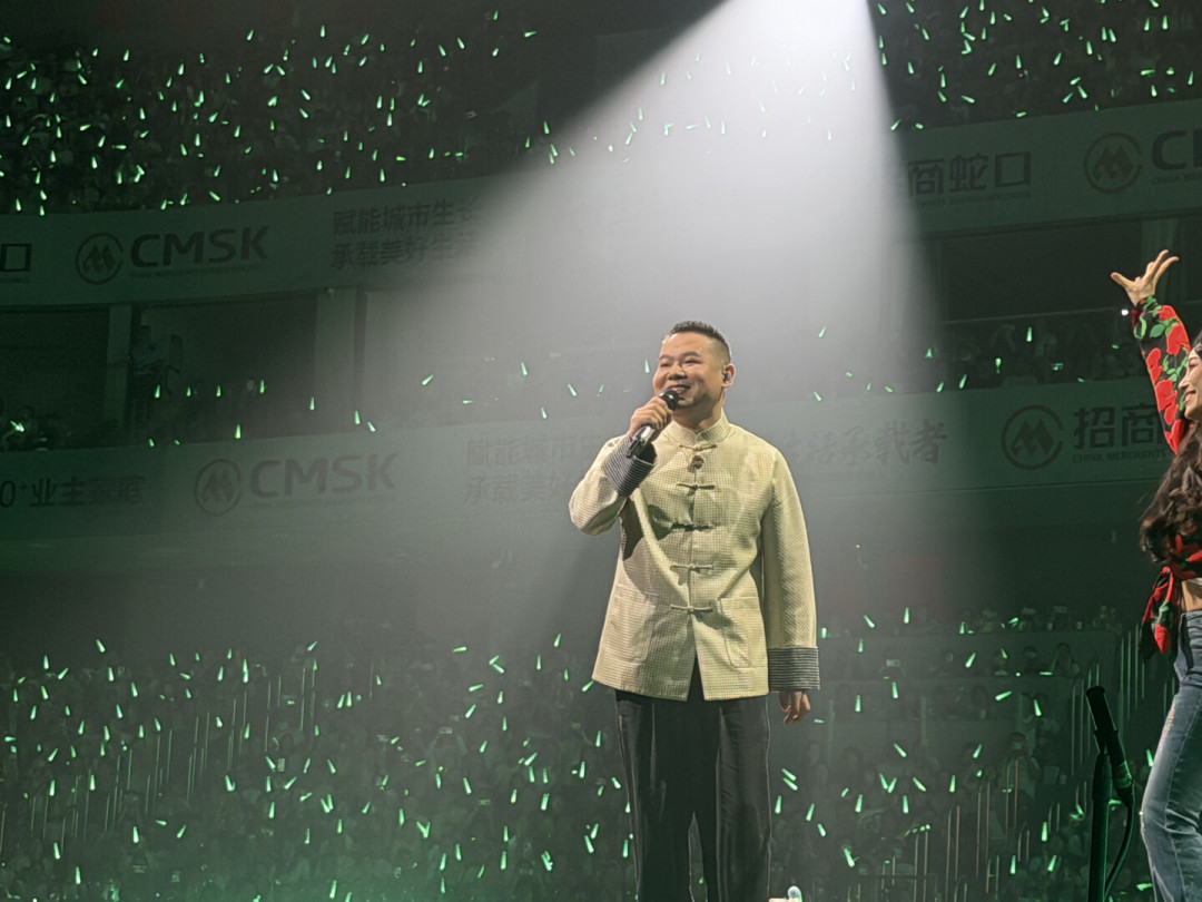 开票20秒售罄,临期内场半价:看完岳云鹏“非要唱”巡演的票价曲线,就知道该在哪一步下手