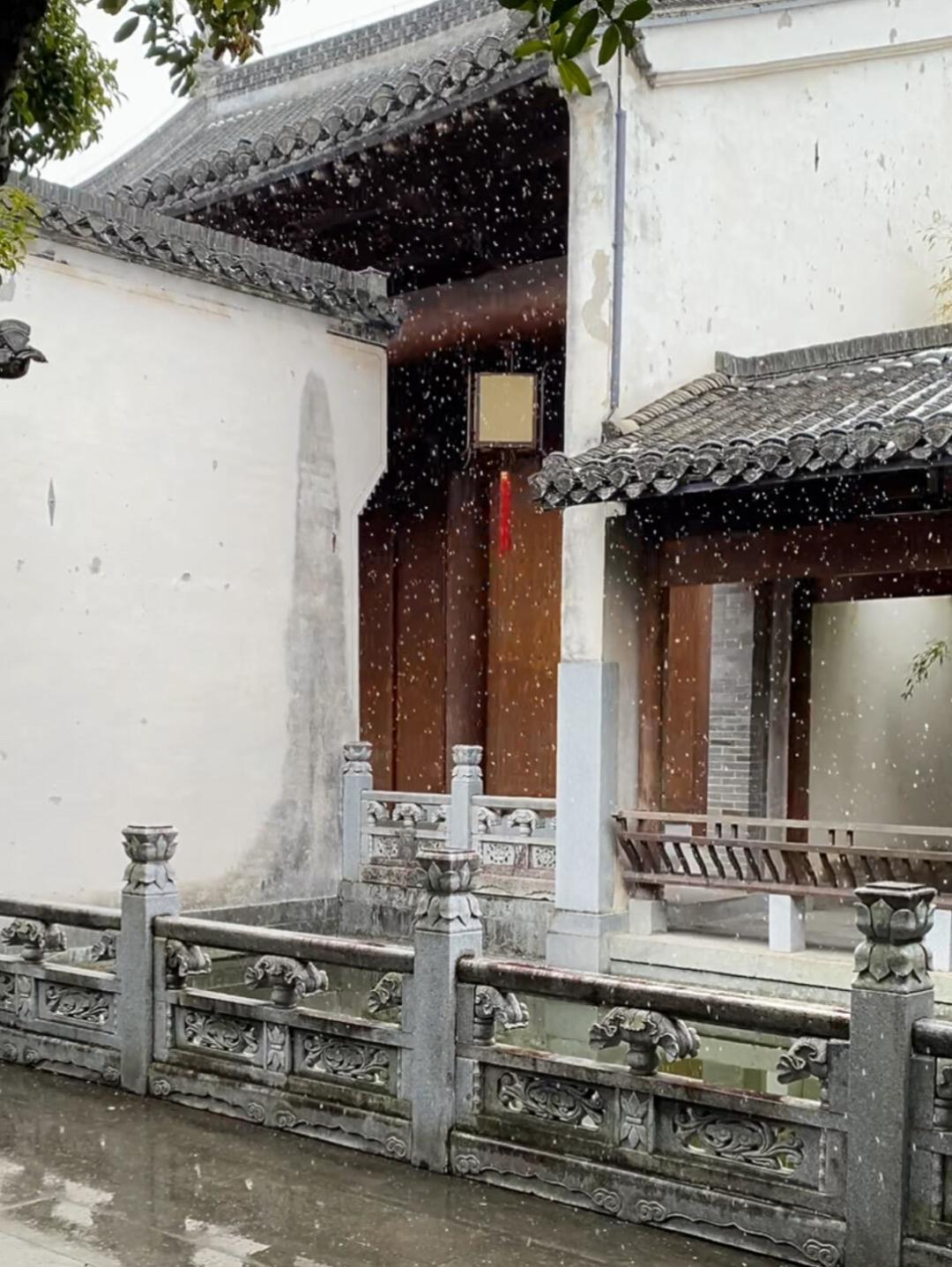 剧版只拍了1/6:看完《丝绢案》意难平,剩下的五个案子都在这