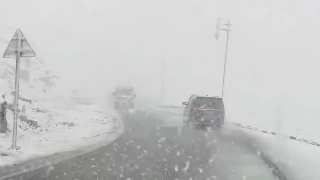 独库公路现在不能