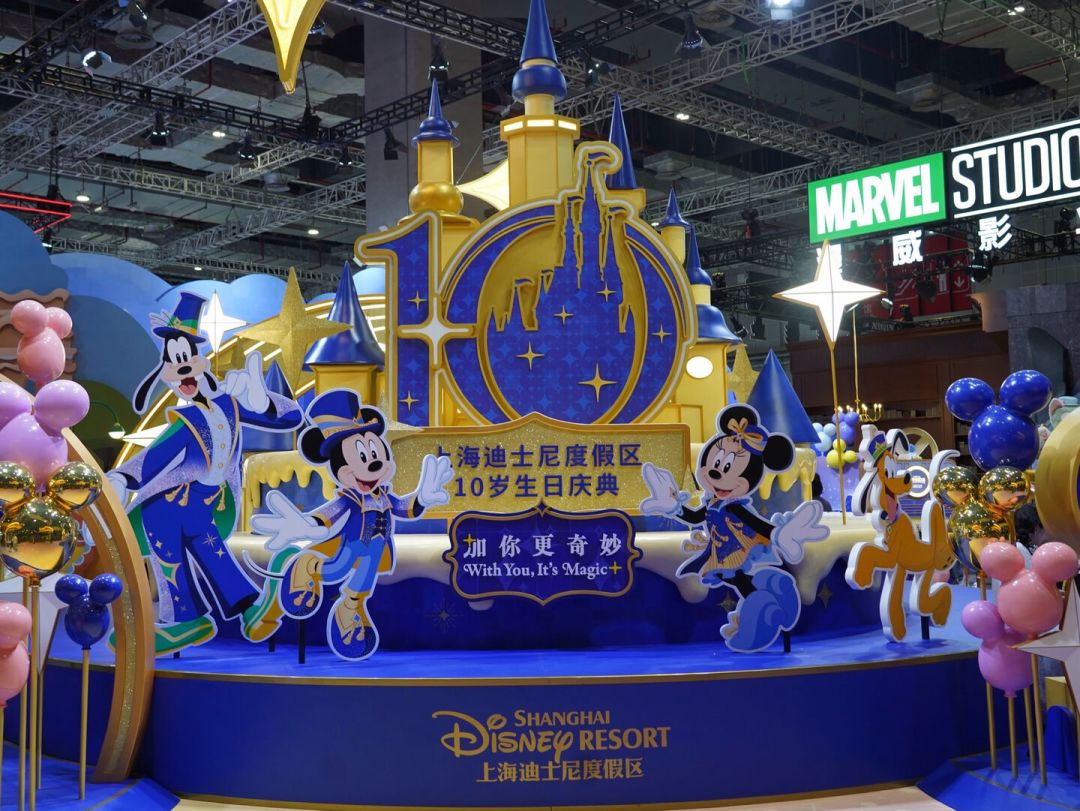 国庆漫展约妆窗口开了：展妆90、正片妆260、华改265起，交定金前先搞清这几件事