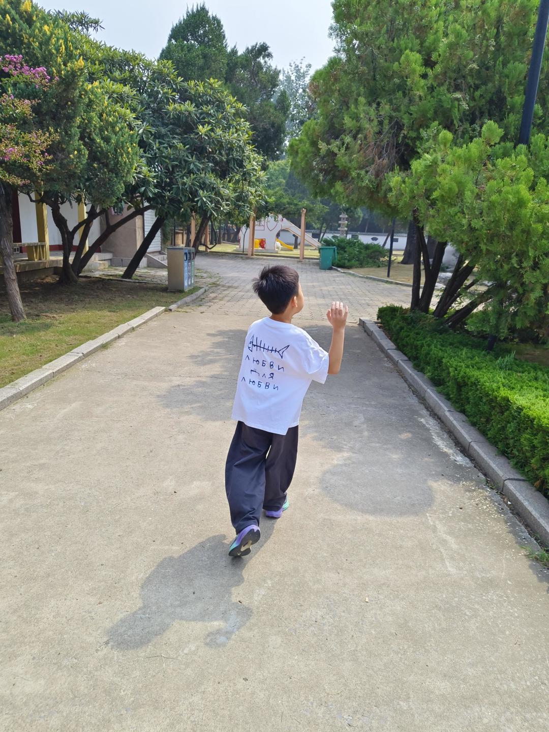 开学没几天就吼了孩子?接下来24小时做什么,比“明天不吼了”重要得多
