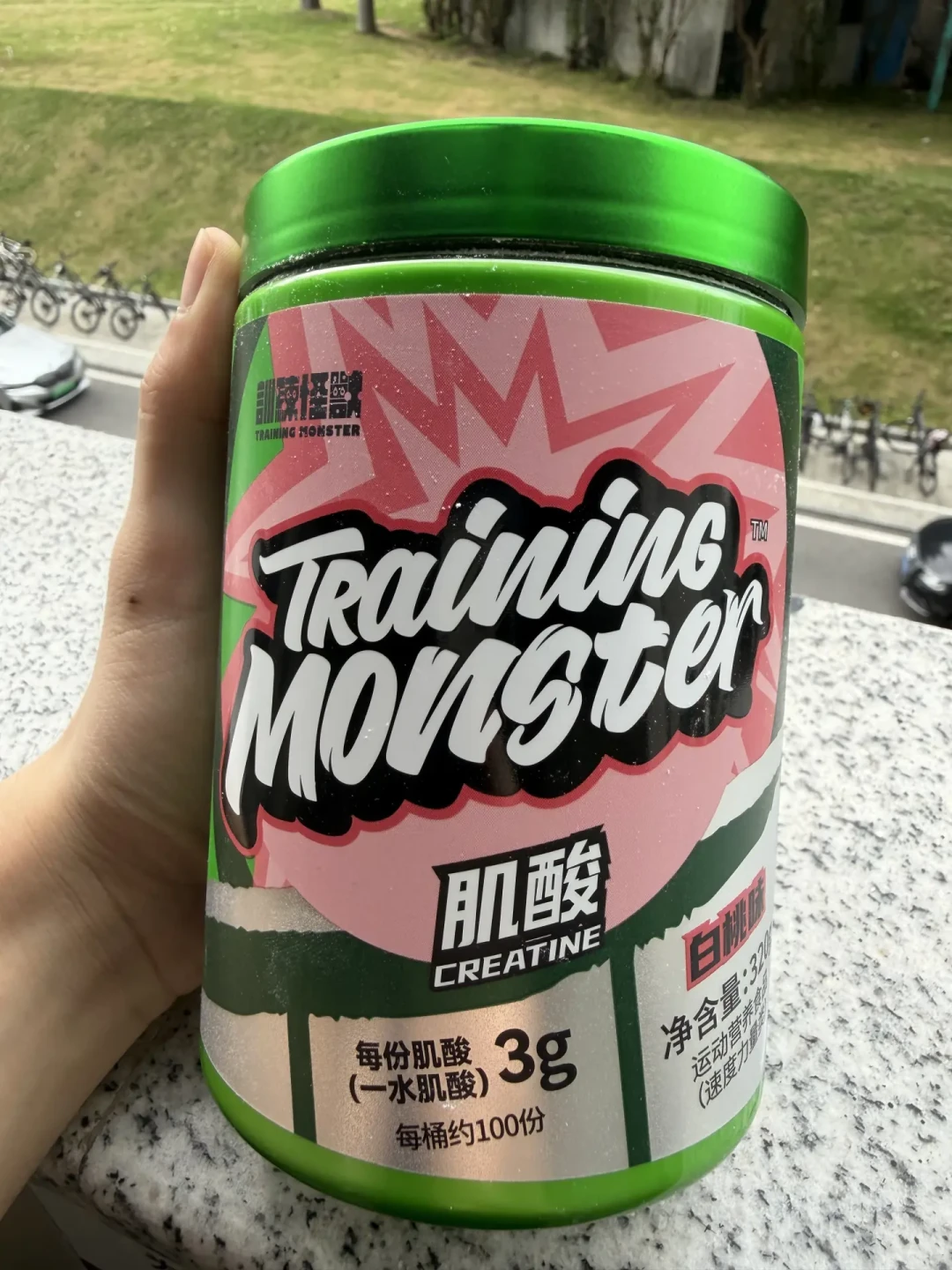 吃肌酸会脱发、水肿、伤肾?翻完2025年12周RCT:三大谣言没一个站得住,真正要防的是买这一步