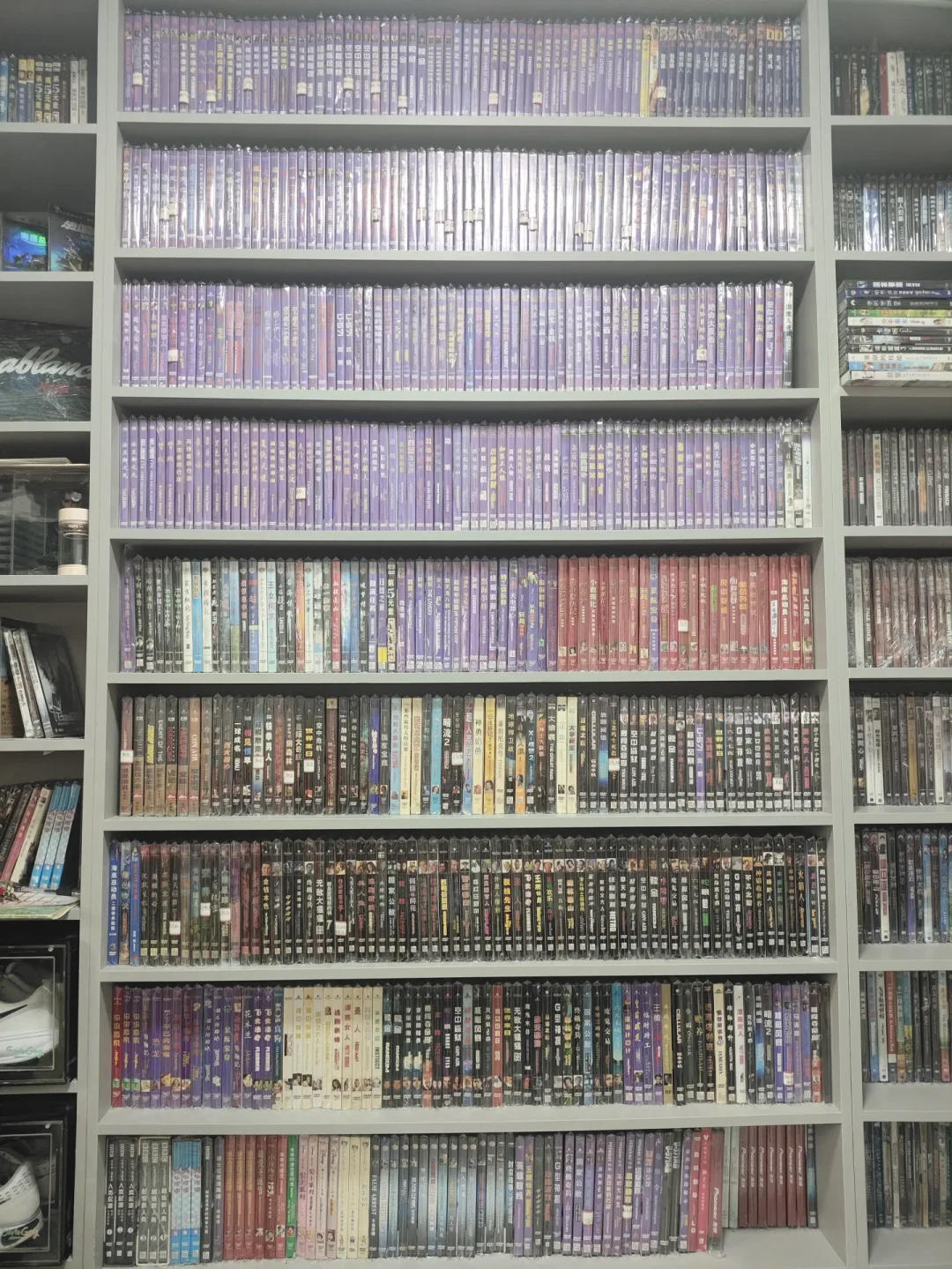 日本查获1.8万张盗版DVD、卖不到半价:碟价上涨造假回潮,下单前先过这三关