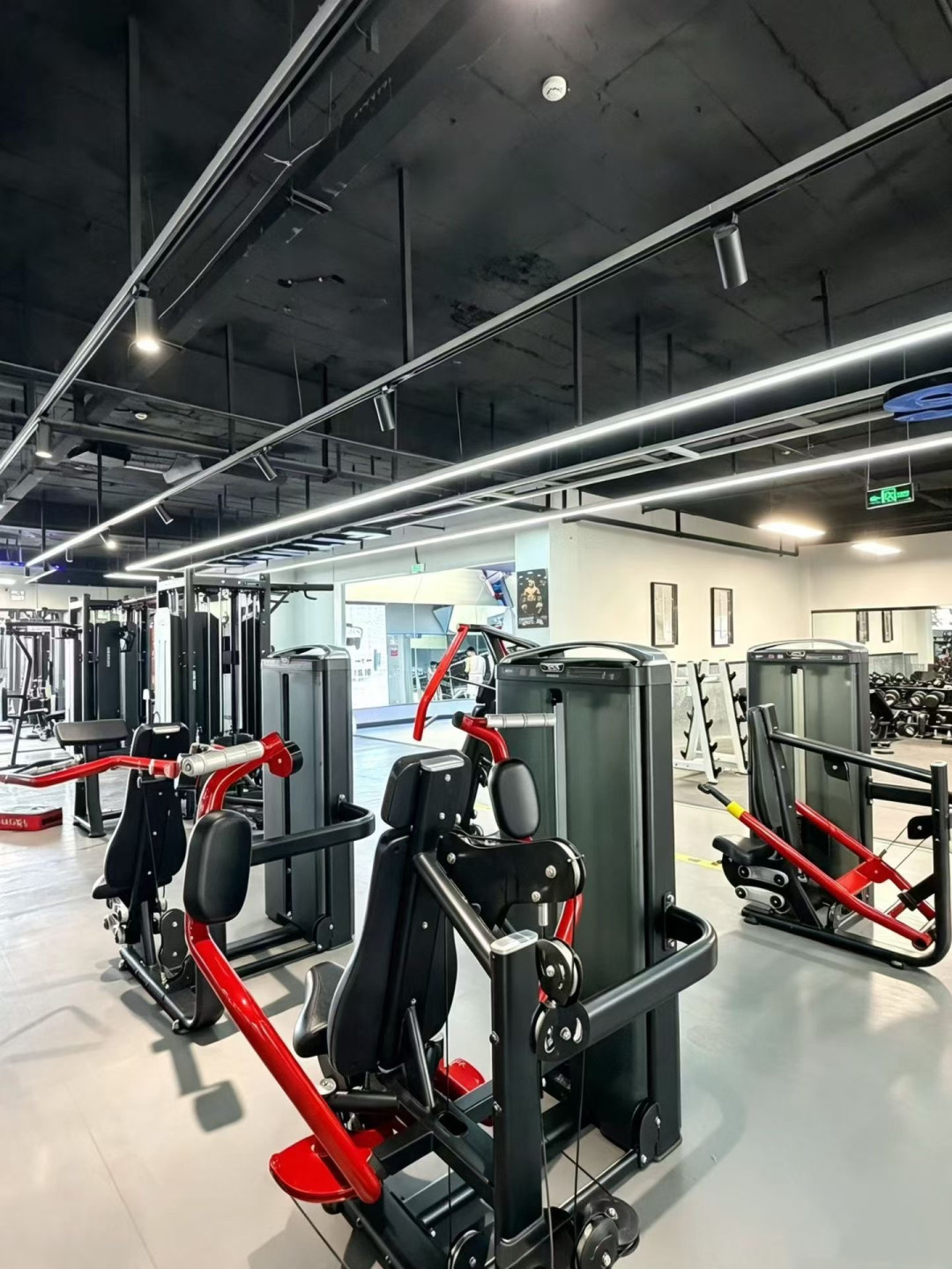 乐刻“教亲哥健身”被要求退卡刷屏：会员守则第9条划了条30分钟线，搭子健身前先看懂边界