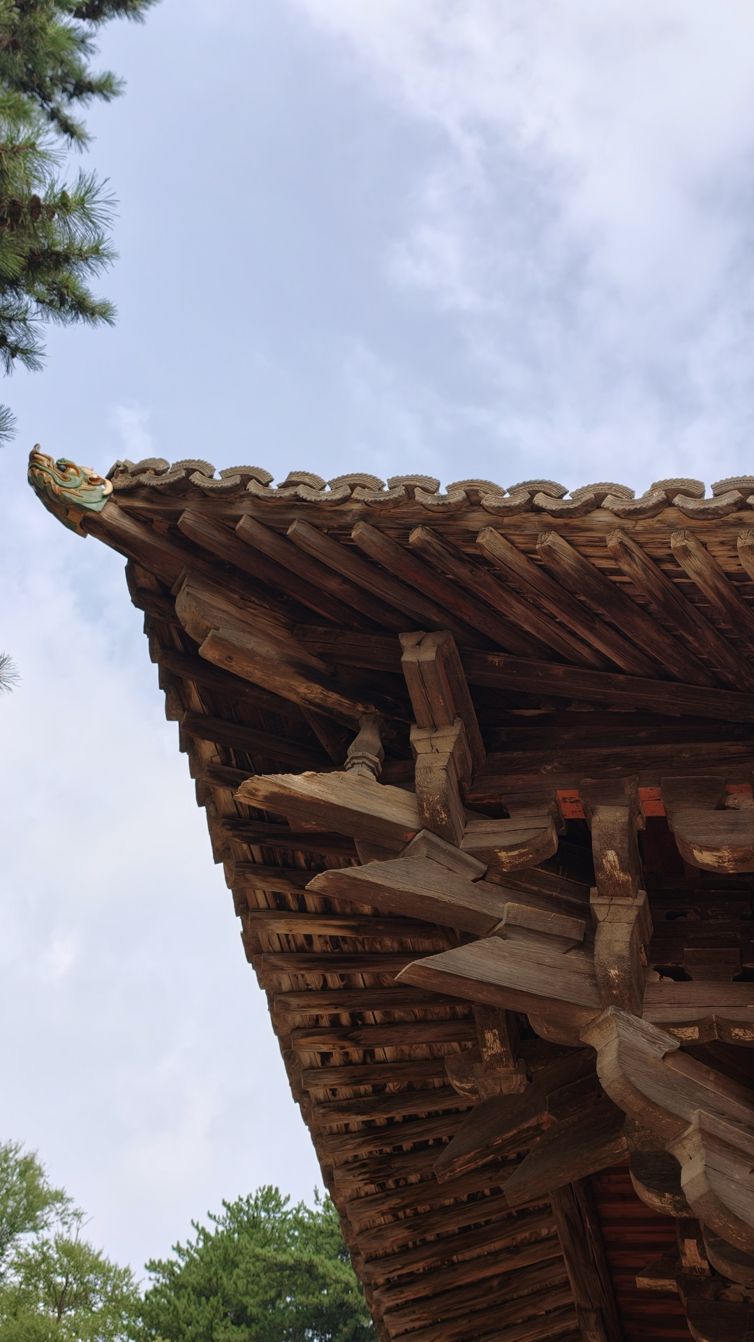 看古建别只会说“真精美”:三步学会“数斗拱”,唐宋辽金元明清的等级一眼看穿