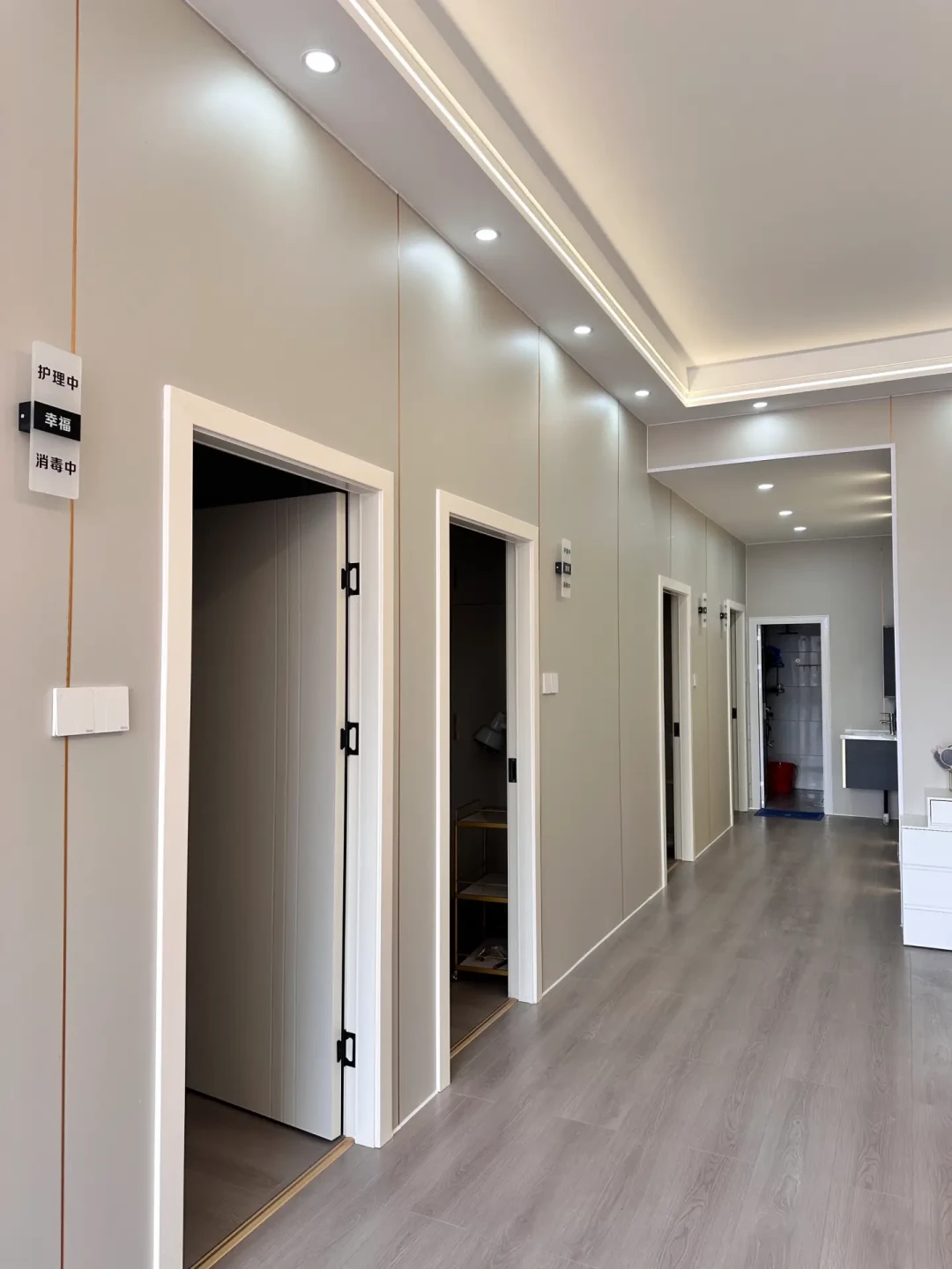 皮肤管理店开始推「秋天的第一次皮肤管理」了，掏钱前先看这四个套路和真正该花的钱