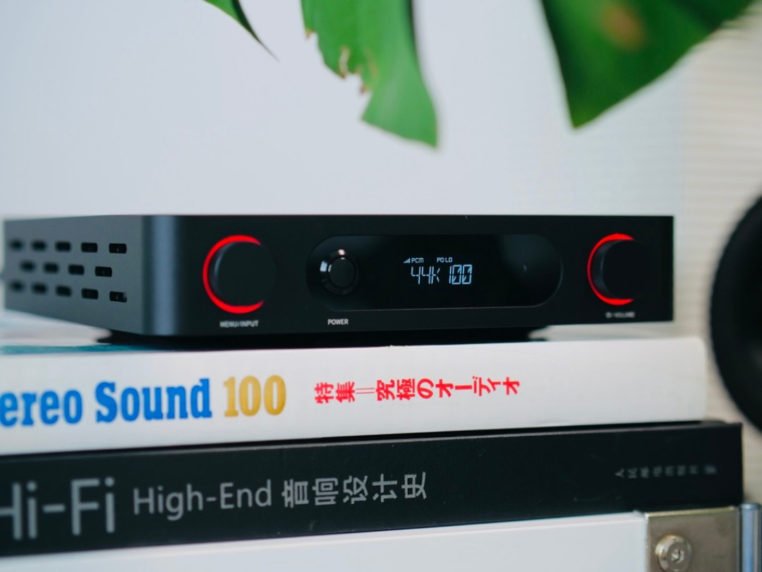飞傲第一台流媒体功放上市:1799元、120W“一掌”一体机,评论区吵翻了——无源箱党到底该不该上车