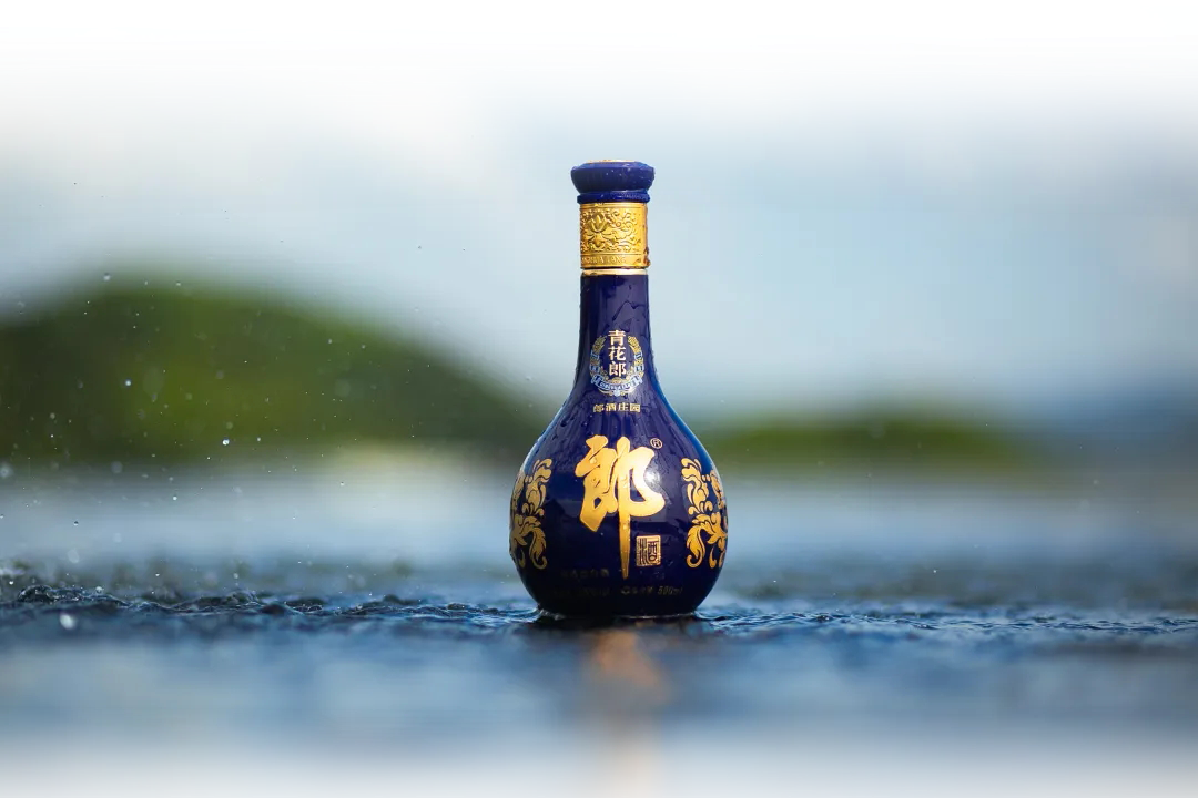 郎酒会员体系对标奢侈品：洞藏老酒只对会员开放，但4万门槛和638元竹节郎的教训，要先搞清楚
