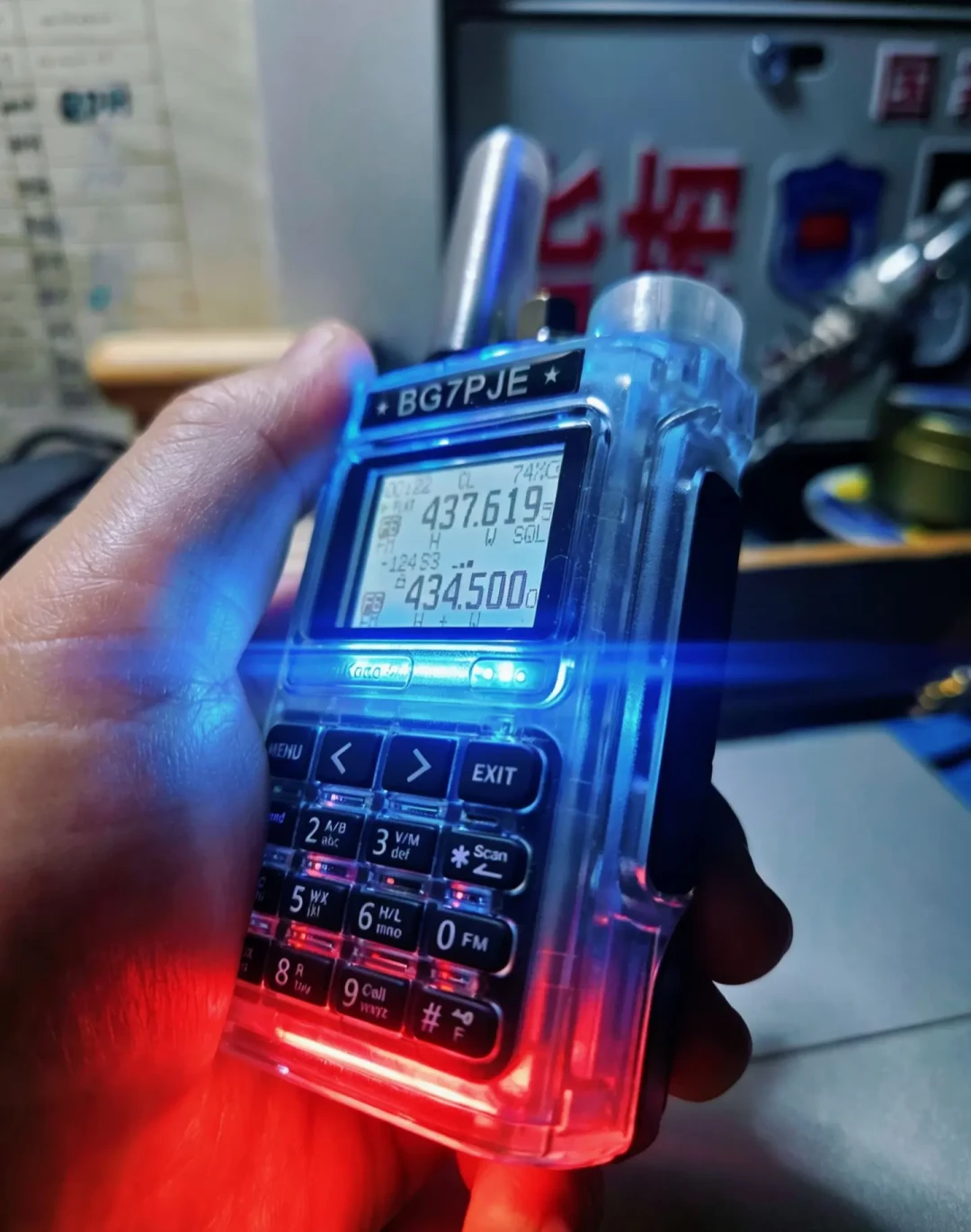 业余无线电鄙视链,翻译成执照、天线、钱和时间:拿证之后,哪条路才是你的