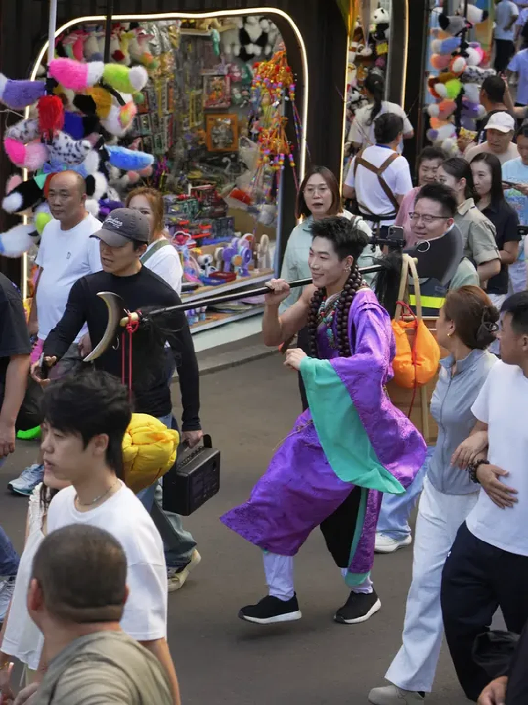 长春“显眼包沙僧”火出圈:夜场票到底值不值?冲之前先算清这笔账