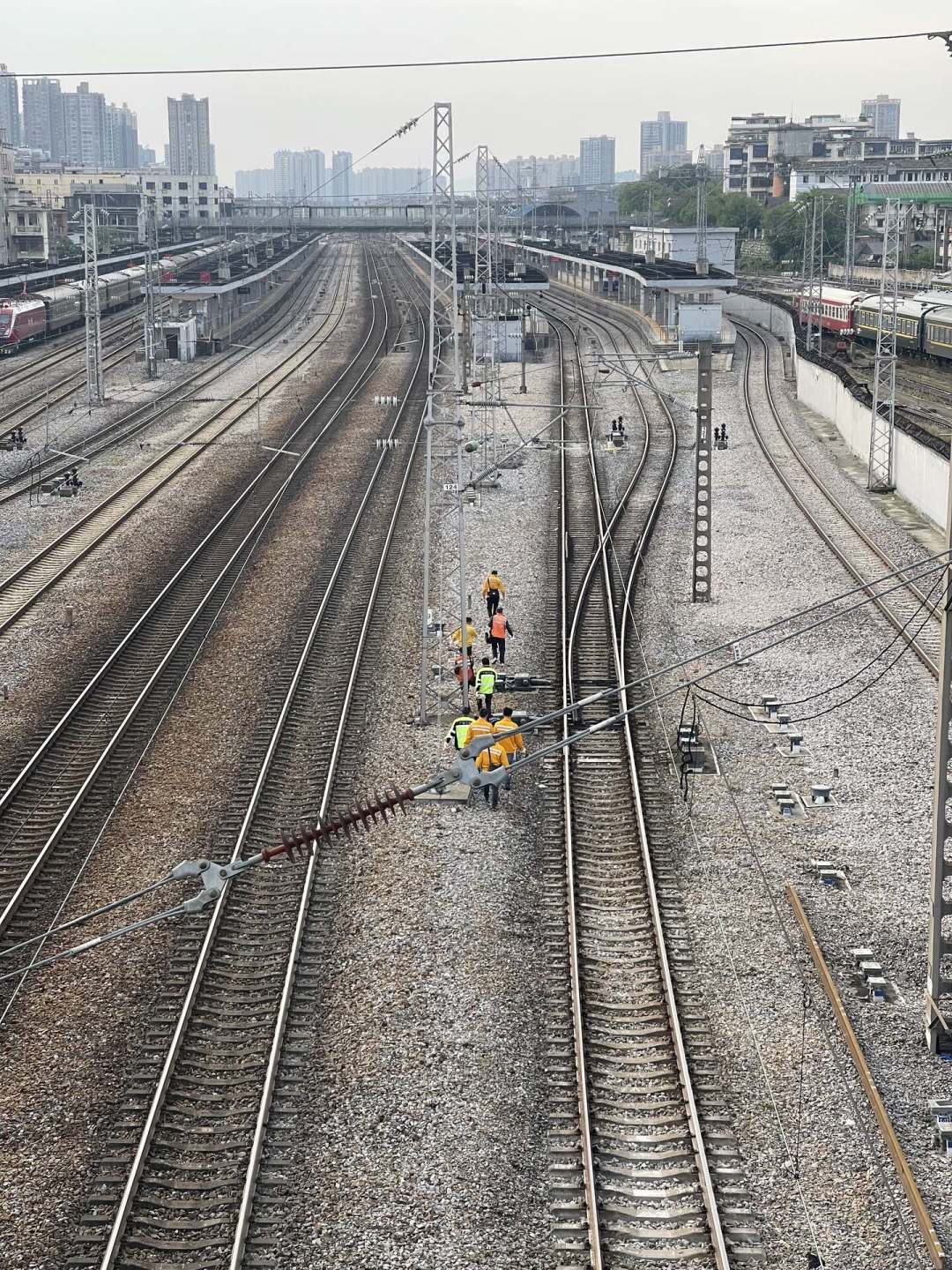 今年铁路摄影的红线被反复踩:63趟车晚点、刑事措施都来了,这3条线和能放心拍的清单,出发前先看完