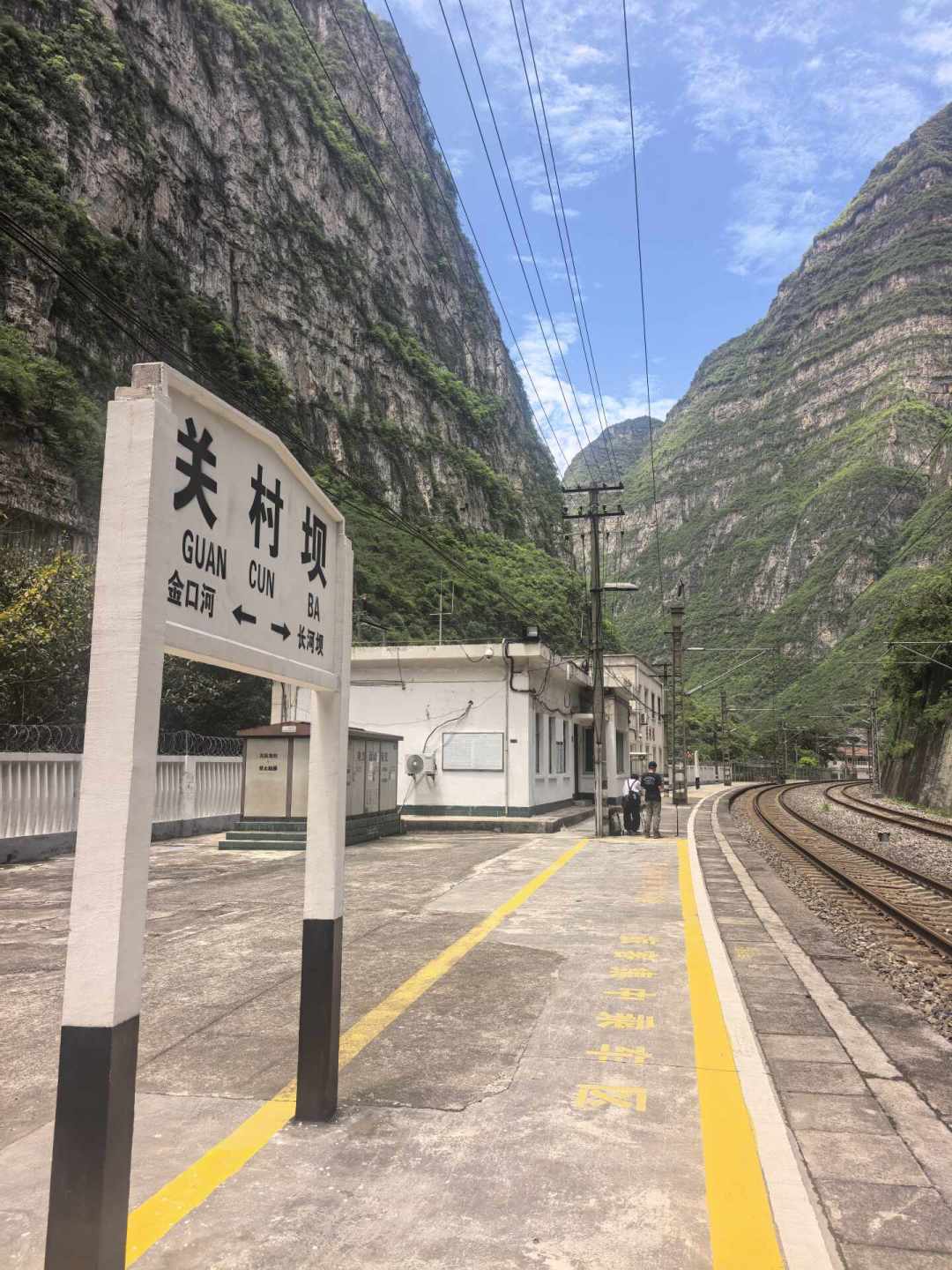 今年铁路摄影的红线被反复踩:63趟车晚点、刑事措施都来了,这3条线和能放心拍的清单,出发前先看完