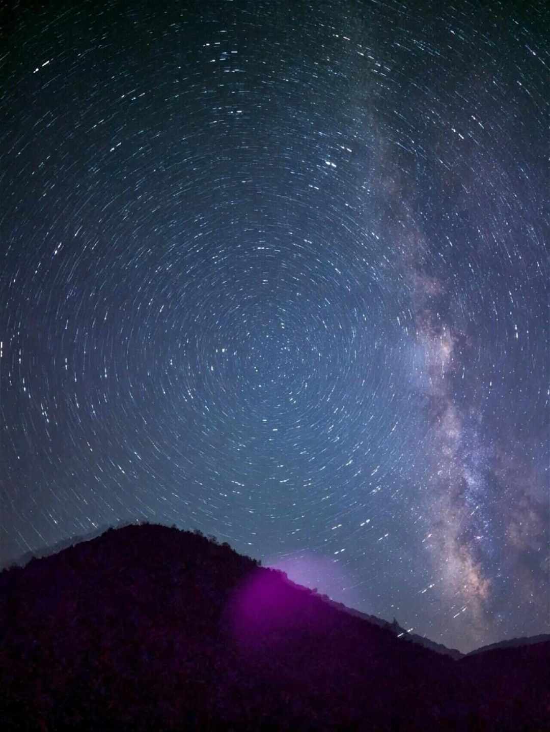 高原上睡不着?先别急着吃药或硬扛:我翻了8月这20多条深夜帖子,把不能做的2件事和下撤红线都理清了
