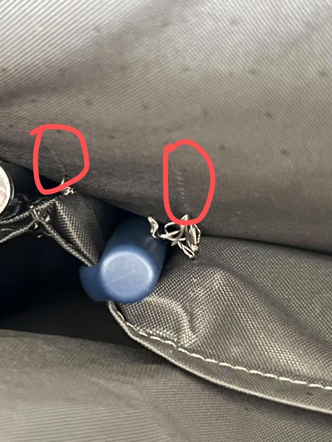 同样是Incase,用了5年:一个还在天天背电脑,一个已在备选TUMI——包的寿命是这几个部件决定的