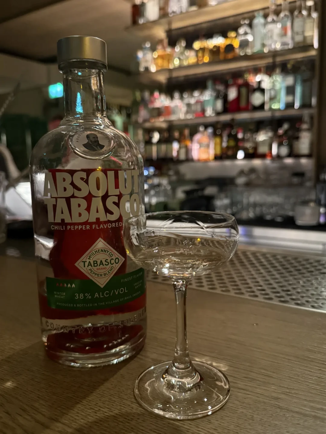 绝对×Tabasco联名“辣椒仔”伏特加口碑复盘:血腥玛丽党省一步,纯饮党先避雷