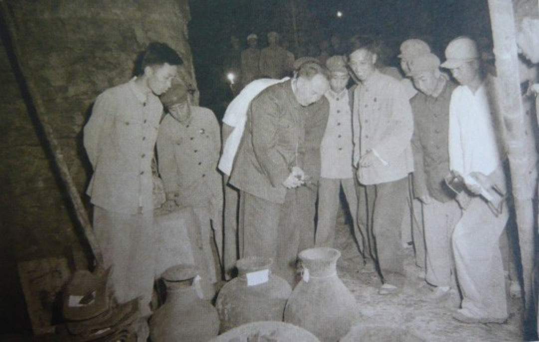昨夜刷屏的12件汉代彩绘陶盆在哪?查下来,它们和长信宫灯出自同一座墓——附实地观看攻略