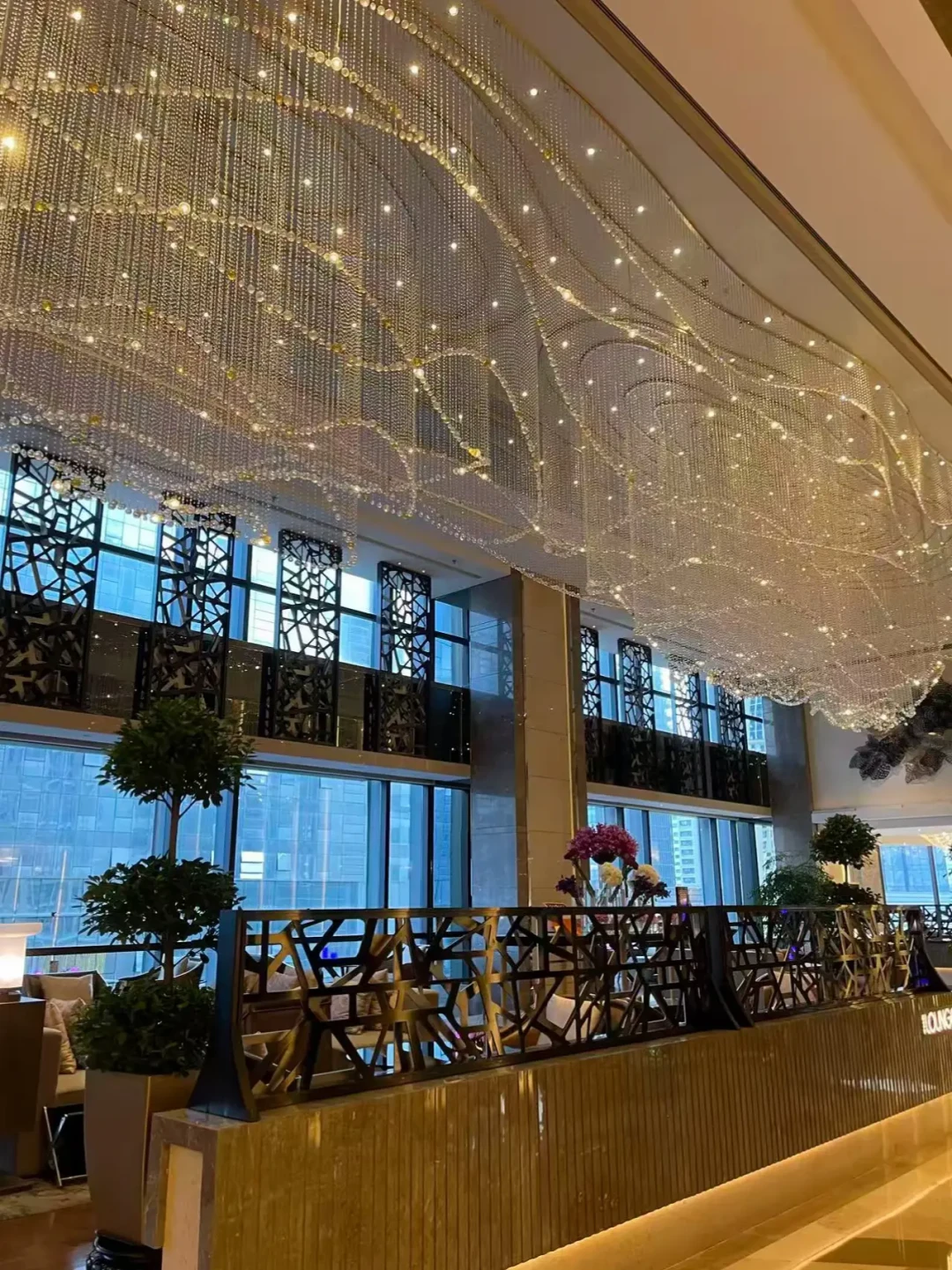 酒廊关停潮下,JW万豪的行政酒廊还值得冲吗?门店差距大到像两个品牌