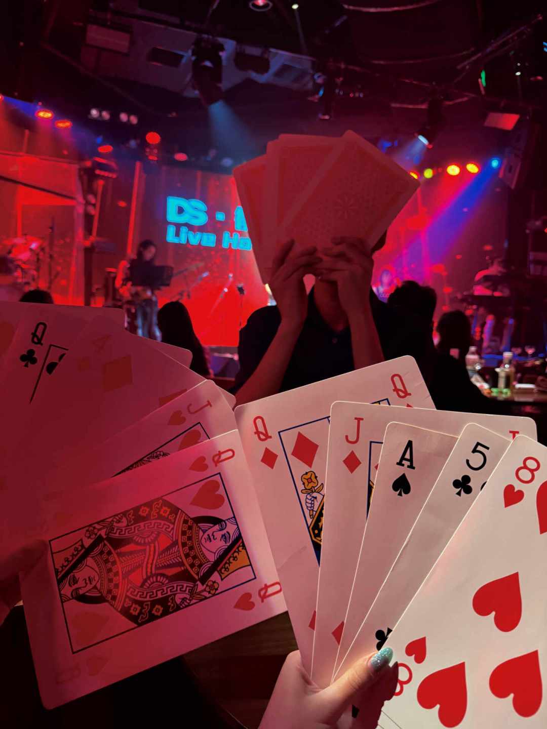 HIGH5的824元被嫌贵,独立乐队88元没人嫌:livehouse票价的“值”线在哪?