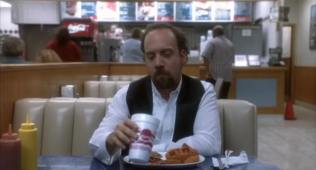《杯酒人生》上映22年:3万一瓶的白马是谈资,200块的黑皮诺才是生活