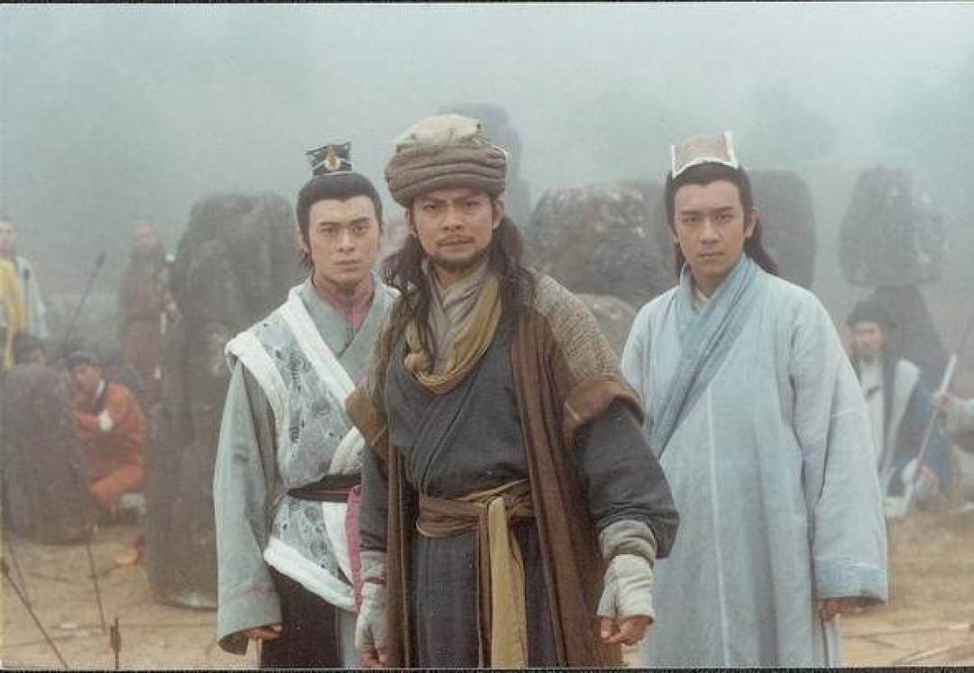 乔峰的武功到底是什么水平?先别吵,这份原著战绩表比吵架清楚