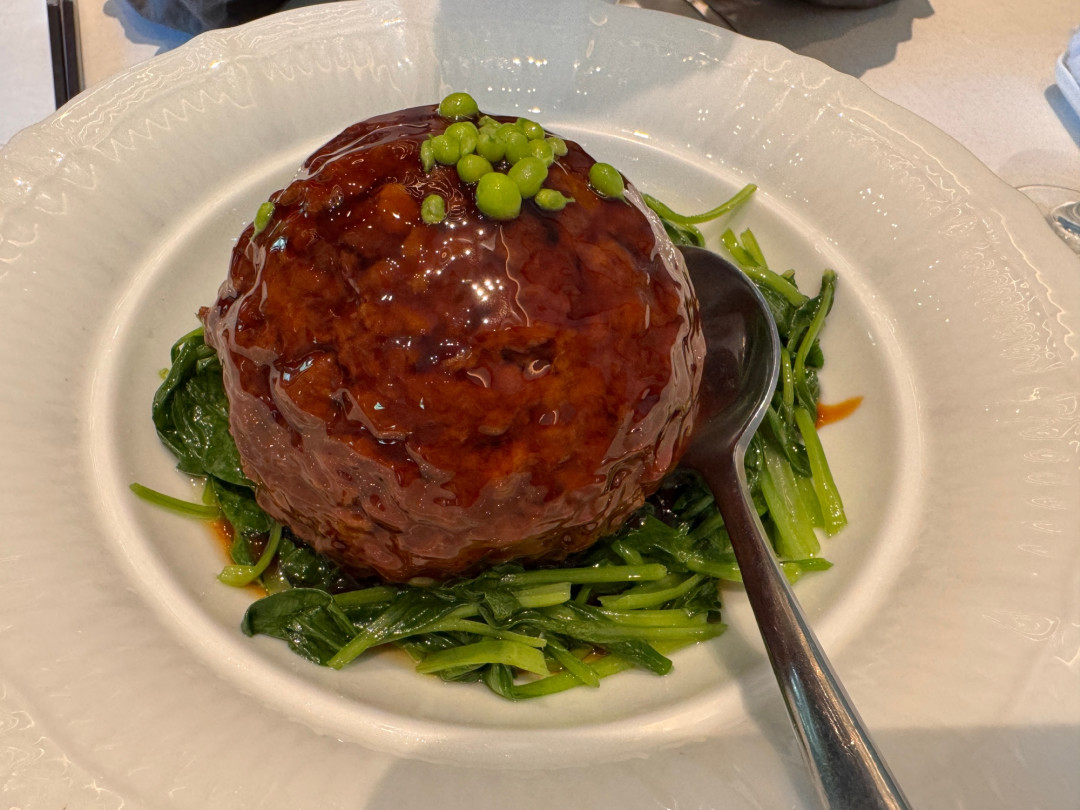李诞带着《一饭封神》回来了:樊振东带来流量,评论区带来厨艺课,现在追还来得及吗?