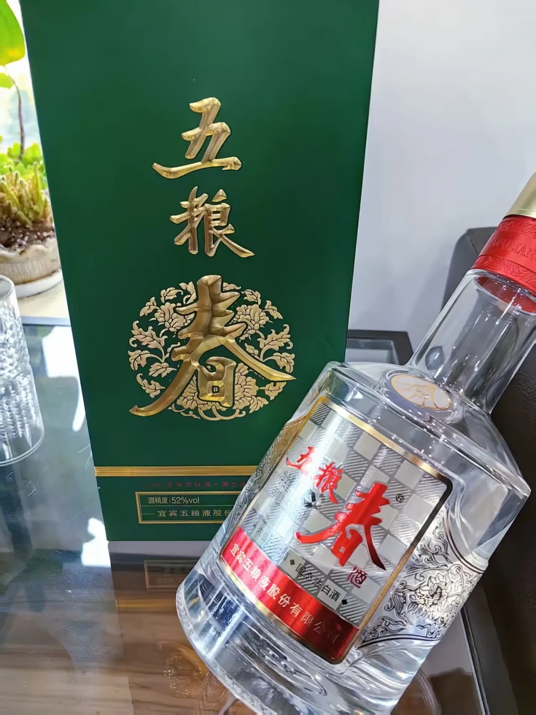 山姆刷屏的“99元1L大绿瓶”,我对了三篇文章:连酒都说不一致,数字也算不平,但山姆酒水区真值得看