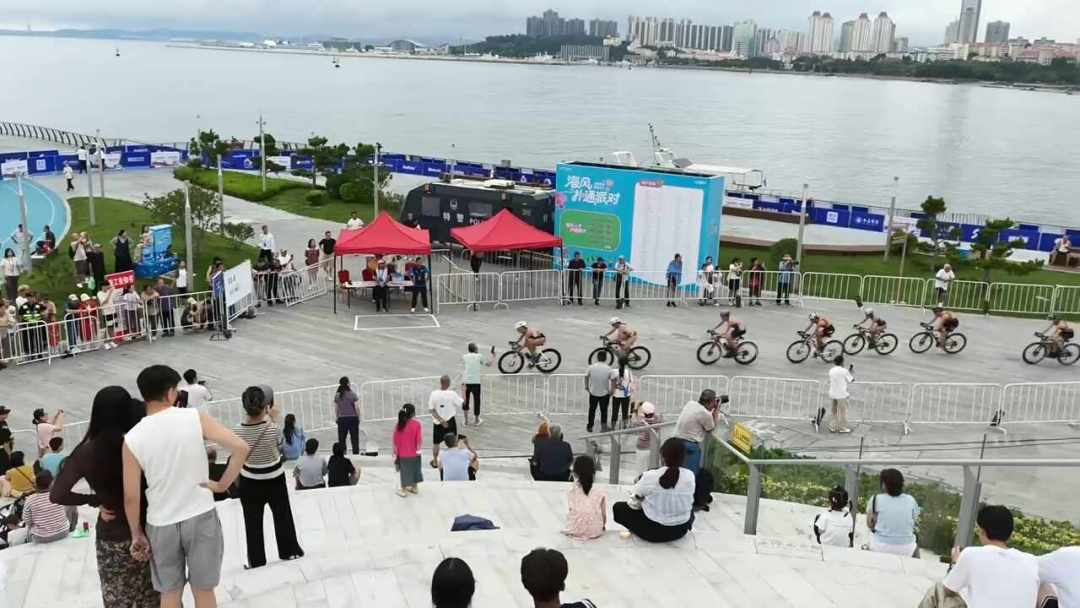 斯图德卫冕、博格兰四战四胜:今天的威海铁三世锦赛属于高手,明天的128公里属于所有人