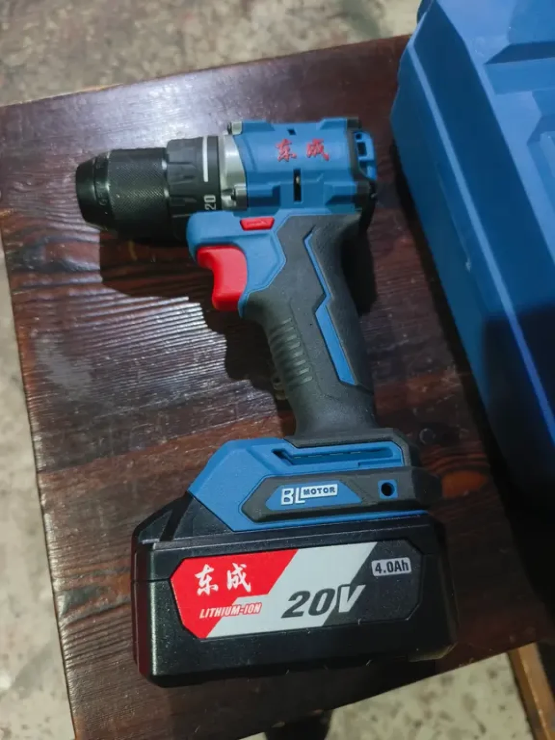 一边