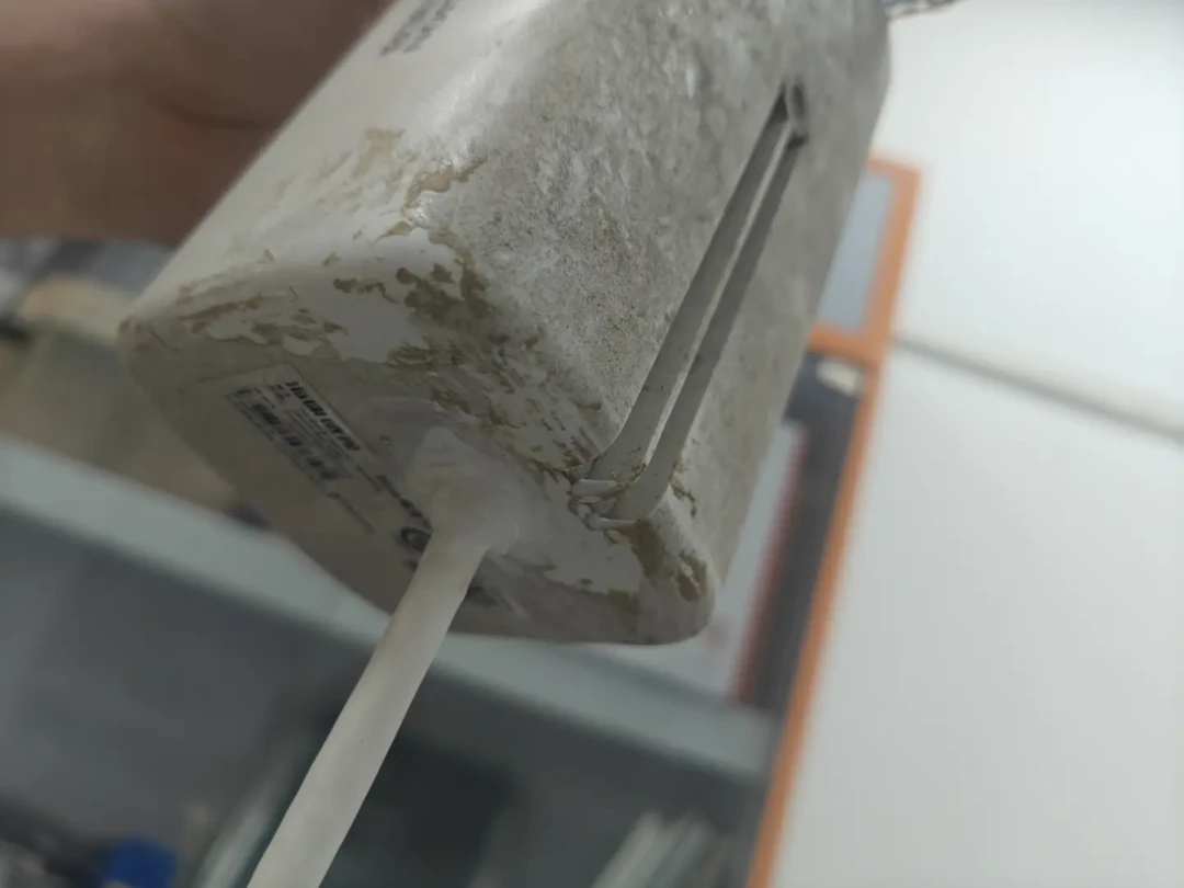 沙德尔登陆,三个台风接连砸在玉环同一个街道:我翻了几十篇户外摄像头被吹走、被泡坏的维修记录,发现大多栽在同一件事上