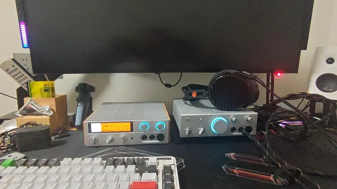 飞傲两个月上了3台纯耳放，EA13已经售罄：一体机车主该叠一台、换代还是等？首波听感我翻完了