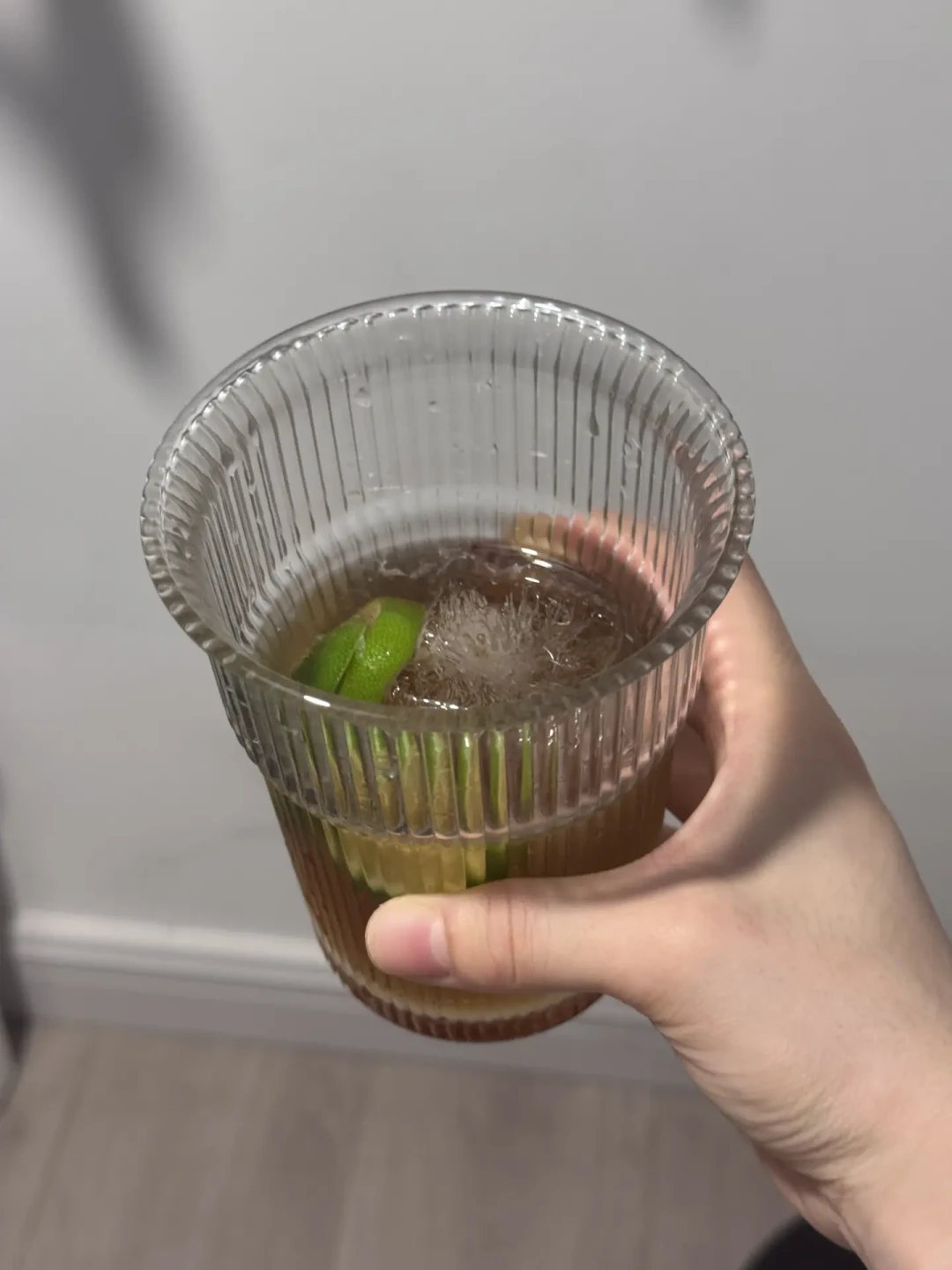 79块的金宾够调15杯威士忌酸：国庆在家调酒前，先把每杯账算清