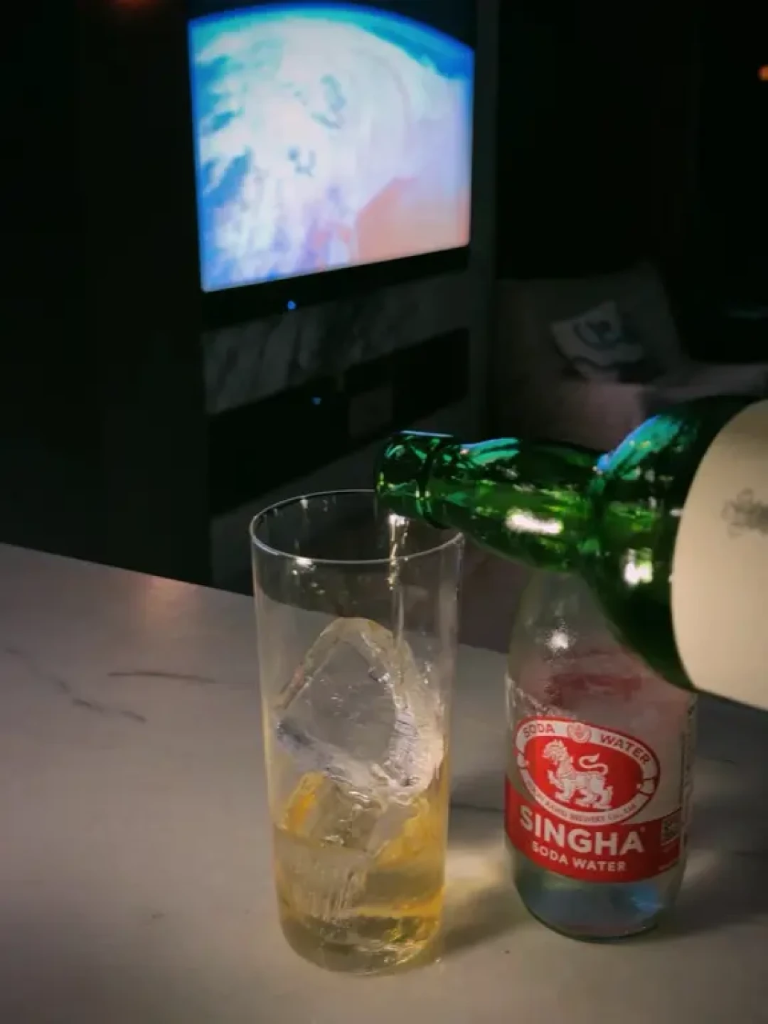 79块的金宾够调15杯威士忌酸：国庆在家调酒前，先把每杯账算清