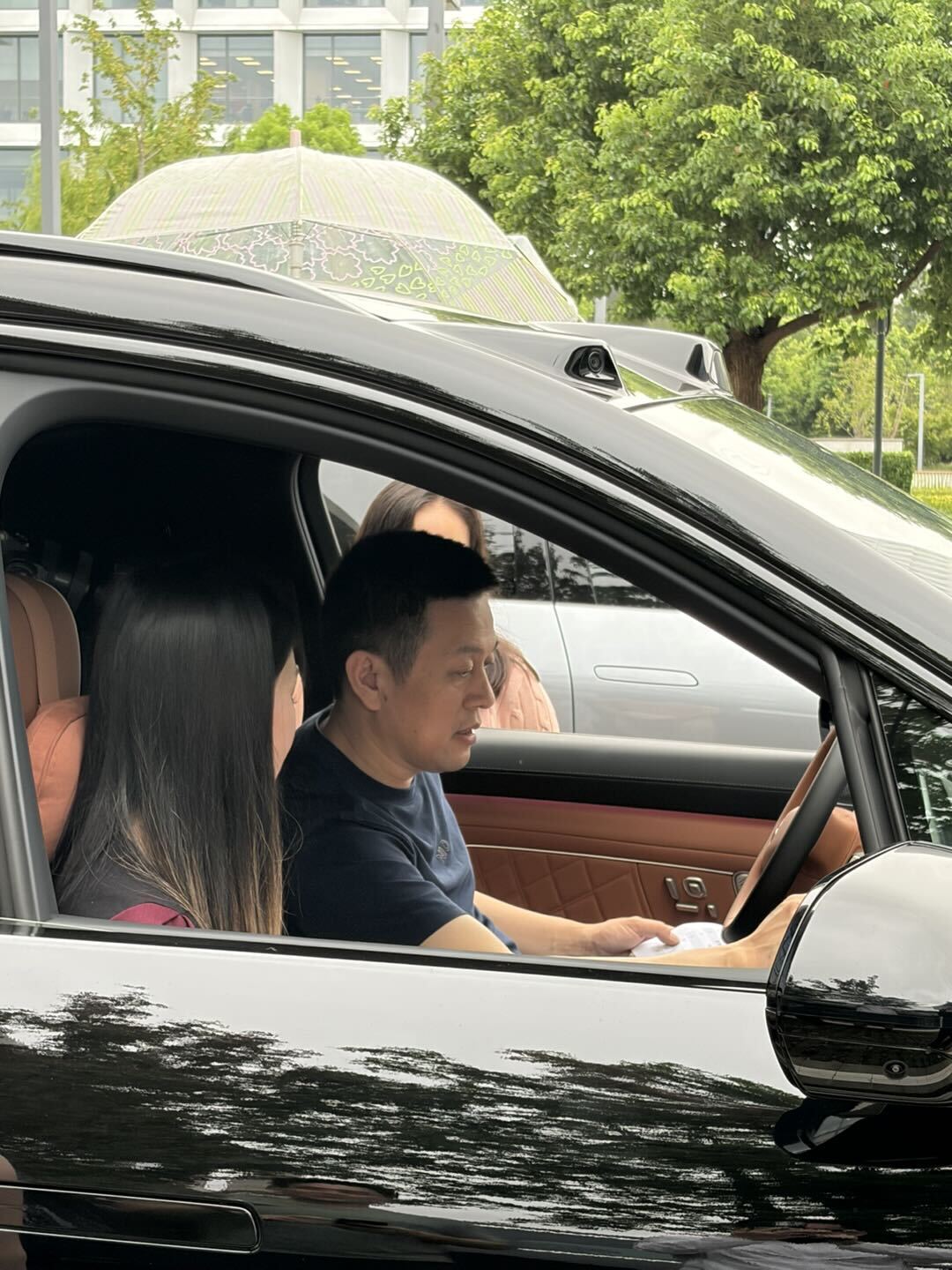 蔚来灯光代写出圈,功能竟是刚毕业的实习生做的:2万的投影大灯怎么选