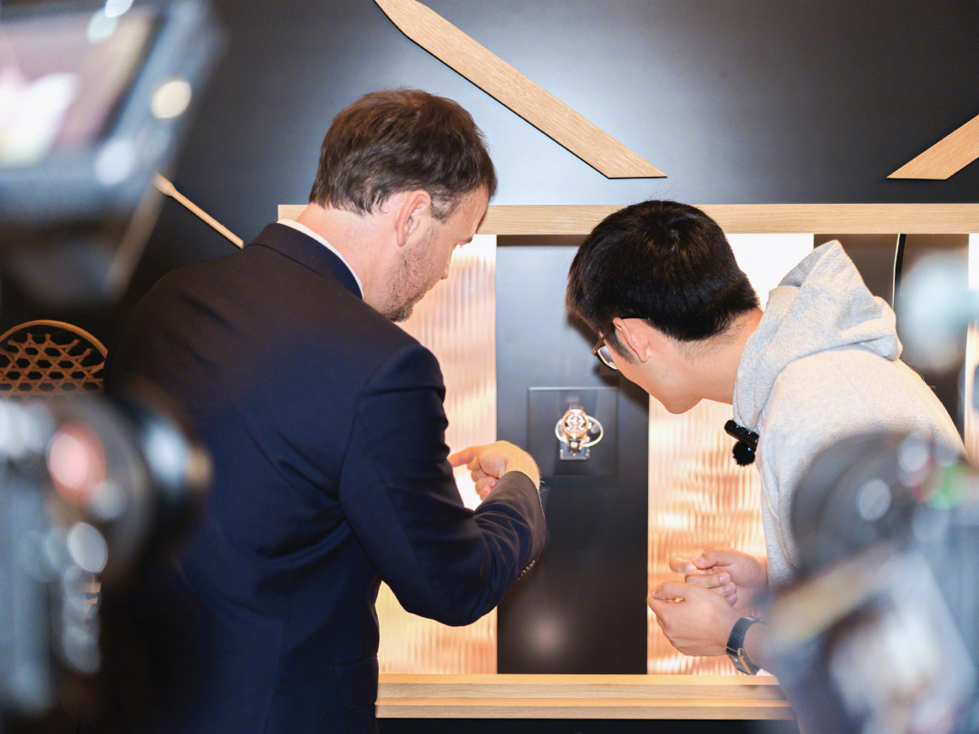 积家官宣上海张园「匠艺之谷」大展:免费但需预约,9.9开幕阵容还是传闻,冲现场前先把事实理清楚