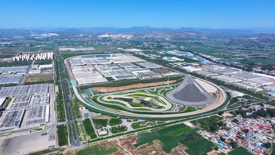 都叫魏建军“保定车神”：我把全网证据链捋了一遍，哪些是真的，哪些是梗
