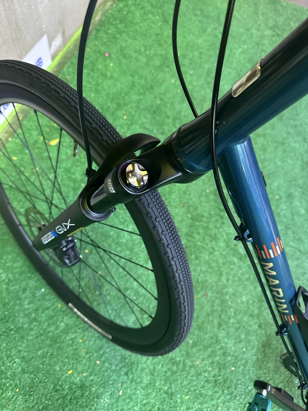 瓜车要不要上避震?从430元到四万一,我把价格阶梯和三个坑都摊开了