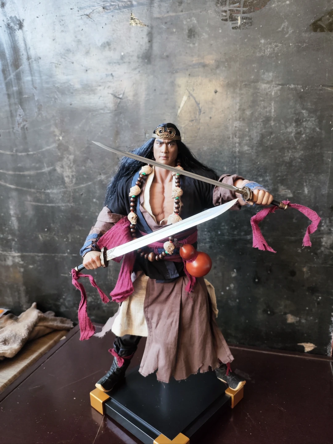 武松的雪花镔铁戒刀,其实来自一个死人:来历、材质、夜鸣之谜与入手路线