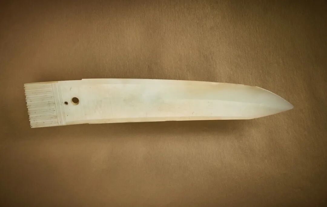 一件两千年前的玉器落槌3750万:高古玉冲进秋拍,但你家那块老玉,可能连上架资格都没有