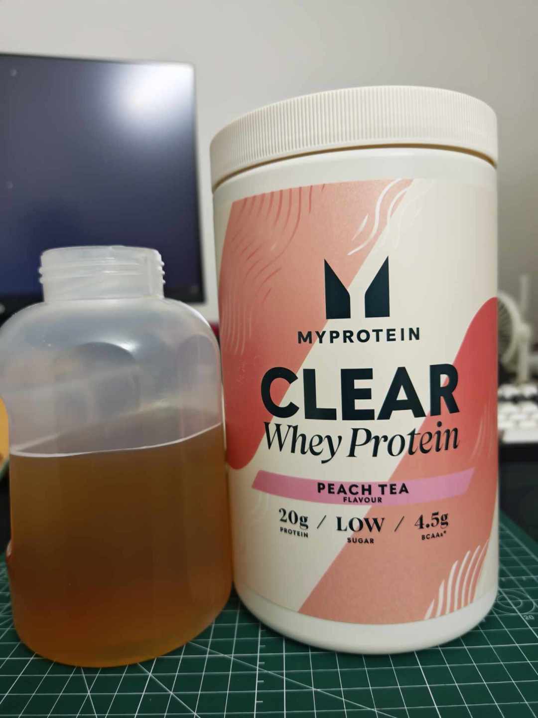 蛋白粉涨出内存条的身价?对完90%的乳清原料涨幅和7个真实订单价,囤货还是换平替我把账算清了