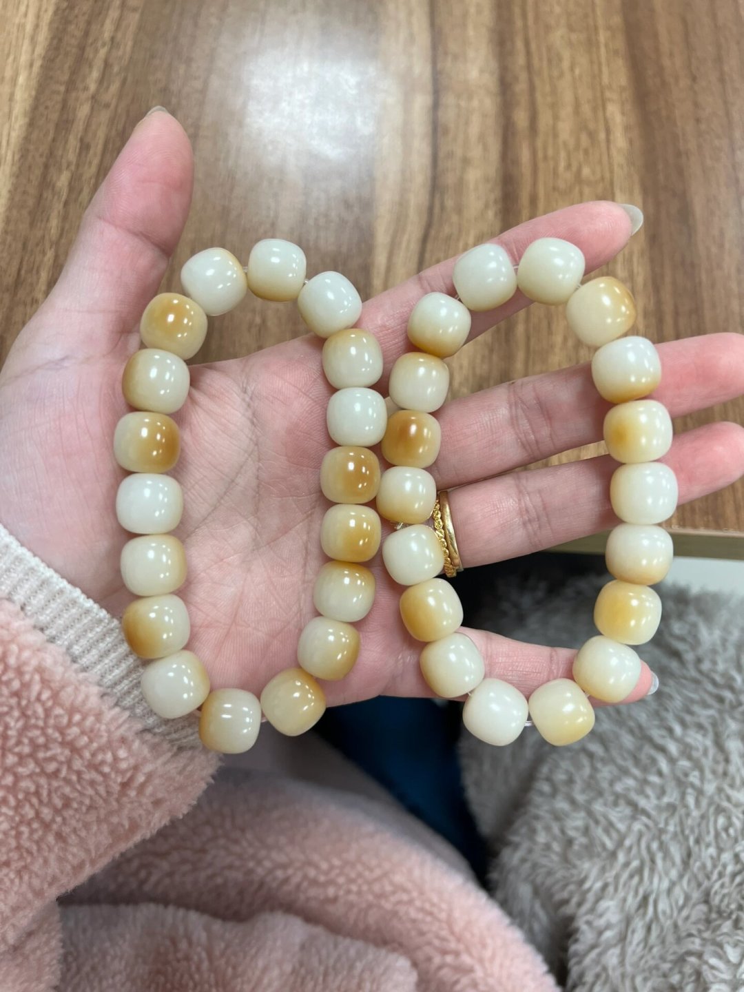 熬过夏天,手汗党的主场来了:这份耐汗材质清单,替你问了全网老玩家