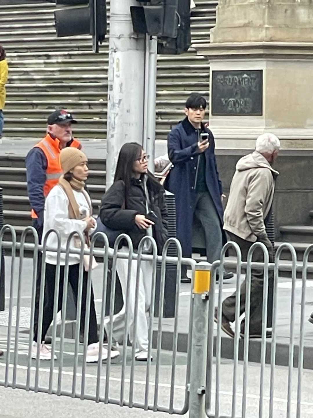周杰伦下场澄清“我是歌手,不是网球运动员”:《太阳之子》MV开始连载,这张专辑哪几首值得等画面