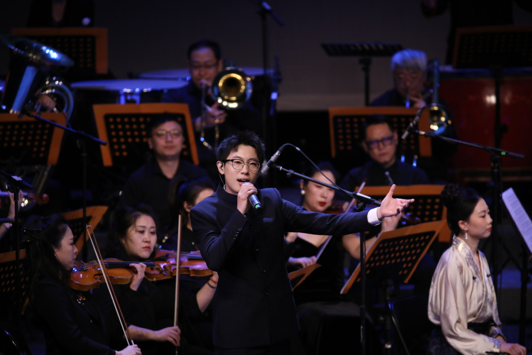 黄飞鸿的BGM响了35年,今年终于能听现场了:国庆180元起的音乐会,值得蹲吗